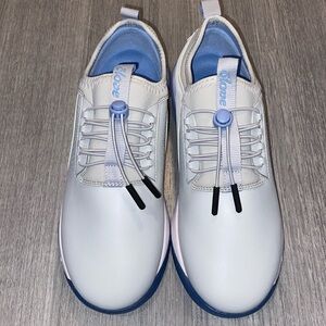 Clove Women’s shoes new with no box or tags! Size 8